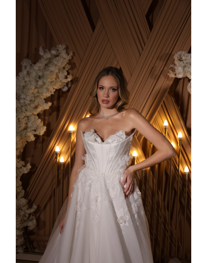 3 BOYUTLU HELEN GELINLIK