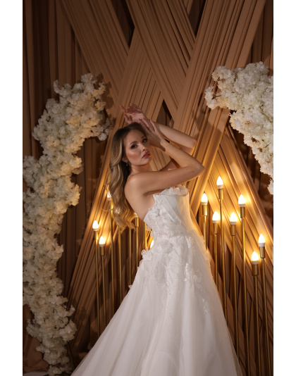 3 BOYUTLU HELEN GELINLIK